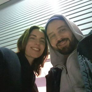 Murathan Muslu Instagram - mit Antje Traue
-
Letzter Drehtag für "Die Macht der Kränkung" 
Regie: Umut Dag - DANKE und Danke an das gesamte Team 

@antjetraueofficial @umutdagdirector @klauskelterborn @mona.film.produktion @_zdfneo_ #vienna #2020
