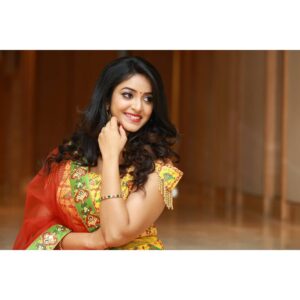 NAKSHATRA TRINAYANI Instagram - Look at the world with all the love you have & be ready to be surprised 😍❤️🧚‍♀️ .
.
.
.
.
#thursdaythoughts #loveall #selflove #innerpeace #innerbeauty #smileforyourself #happiness #loveyourself #photoshoot #diva #favoriteperson #happysoul #ahaott