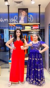 NAKSHATRA TRINAYANI Instagram - Having fun time with @nakshatratrinayani akka at shoot, dress 👗 courtesy: @laharikrishn #palasa #palasa1978 #movieshoot #babykrithika #karthikadeepam #instafashion #instadance
