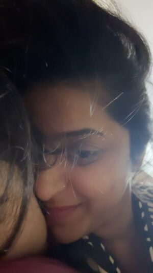 NAKSHATRA TRINAYANI Instagram - Bed time challenges🤣