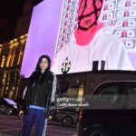 Nadezhda Tolokonnikova Instagram - CIRCA PRESENTS A LIMITED EDITION OF 51 HAND-SIGNED PRINTS BY NADYA TOLOKONNIKOVA (PUSSY RIOT) WITH PRINT 51/51 BEING GIVEN AWAY A woman has not been featured on US paper money in over 100 years since Martha Washington’s portrait was featured on the one silver dollar note in the 1880s and 90s. Stylistically, the vibrant work screen-printed in two layers on a silk screen press is an ode to Andy Warhol’s aptly named ‘200 One Dollar Bills‘, marking the first instance of Warhol’s use of the silk-screening method. In 2022, the essential 20th-century artist topped the auction world with a turnover total of $590 million, representing an art market dominated by males, as female artists represented just 2% of total sales that same year. Proceeds from this limited edition release will be shared between Art Riot Fund, which supports Pussy Riot’s unwavering commitment to fighting against patriarchal oppressive systems, and #CIRCAECONOMY @circa.art – a circular model that supports free public art and creates life-changing opportunities for the wider community. LINK IN BIO