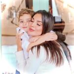 Nadine Njeim Instagram - ما بعرف بس حسيت هل مقطع من الاغنية بيعنيلي كأمّ و بعبّر عن حبي لولادي #كله_وهم #elissa #اليسا اسم الله ، ماشاء الله ، الله يحميكم #نادين_نسيب_نجيم
