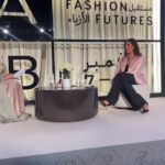 Nadine Njeim Instagram - كتار ما قدروا يفوتوا يحضروا لانه بطل فيه مطارح كرمال هيك صورت الحوار للحابب يستمع ويعرف عن مشاريعي المستقبلية واسرار من الماضي وكل التحديات يلي واجهتها. اتمنى يعجبكم و يفيدكم 💜 @hiahubofficial #نادين_نسيب_نجيم
