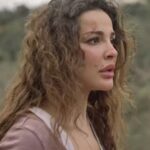 Nadine Njeim Instagram - كيف لقيتوا الحلقة ٥ ؟ محمسين للحلقة ٦ ؟ #وأخيراً #نادين_نسيب_نجيم
