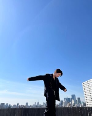 Yuta Instagram - 5月24日(水)発売 anan2349号
カバー&JO1川西拓実さんとコラボしたスペシャルエディションにもカバーで登場‼️
たくさんみてねーー！