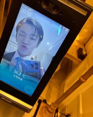 Yuta Instagram - #LVFashion
#louisvuitton