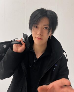 Yuta Instagram - #LVxYayoiKusama #LVFashion　#LVParfums @LOUISVUITTON