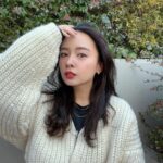 Nana Yamada Instagram – 風で前髪どっかいった🙃
けどアクセサリーが可愛いからなんでもいいっか☺️♡

#CENE #金属アレルギー対応