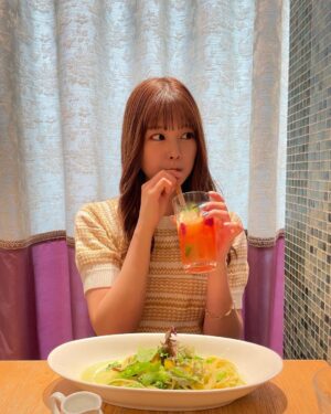 Nanase Yoshikawa Instagram - いとことアフタヌーンティーいった☺️
美味しかったー！！！