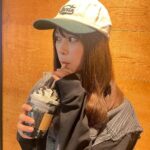 Nanase Yoshikawa Instagram - スタバ新作おいしい。🎃 口の中がイカ墨パスタ食べた時みたいになると思ったらならなかった