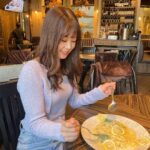 Nanase Yoshikawa Instagram - マネージャーさんとランチしました☺️ レモンのパスタ！見た目も可愛くてさっぱりしてて美味しかった😋