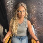 Natalie Stovall Instagram - Casual glam. ✨