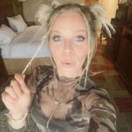 Natalie Stovall Instagram - Space Buns for the U.F.O. Festival in Roswell, NM need their own moment. 👽👽 Also - shout out @lgeorgedesignsllc for the necklace and earrings!