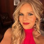 Natalie Stovall Instagram - The @opry Christmas Special is happening tonight at 9E/8C on @circleallaccess 🎄🤩🎅🏼🎥 Get ready for some amazing performances (and exciting surprises‼️) with @jonpardi @thewarandtreaty and @scottymccreery 🤍👏🏻 HMU💋: @therealmarzcollins Style: @thejeristyles