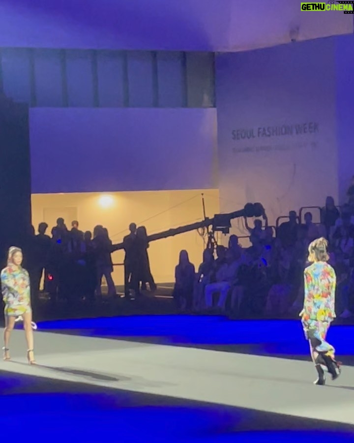 Nathaniel Ho Instagram - Thoroughly enjoyed @greedilous_official #SS2024collection at Seoul Fashion Week! Thank you @tinamirae for the invite and @greedilous for having us - it was such a fun show! It was also really nice to finally meet @reneedreamsart too! #SeoulFashionWeek #Greedilous #Greedilous_official DDP - 동대문디자인프라자