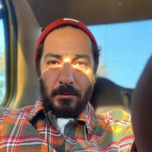 Navid Mohammadzadeh Instagram - 👁👁
خِشاب
  پُره
پُره
  پُر