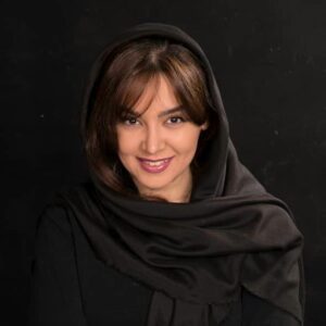 Neda Ghasemi Instagram - #ندا_قاسمی 
#شیرین_خانزاده
#سریال_نون_خ#نون_خ
#سعید_آقاخانی#سریال
#استایل#بازیگر_زن#بازیگری#بازیگران_زن
#کرونا_را_جدی_بگیریم#در_خانه_بمانیم

#neda_ghasemi 
#series
عکس: @mehranghasemi.photograph
