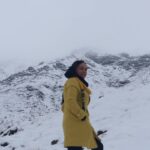 Neda Ghasemi Instagram - لحظه های شیرین زندگیمونو مدیون کسایی هستیم که دوستمون دارن، آدما نفسشون به نفس هم بنده، هوای نفسامونو داشته باشین. 💓#ندا_قاسمی #بازیگر #بازیگر_زن#آبعلی