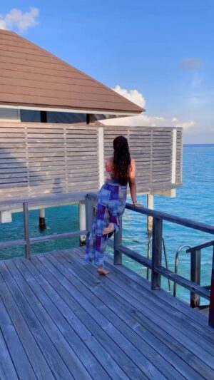 Neeharika Roy Instagram - Dance isn’t just dance, It’s magical…Something that sets you free💙

🎥- Mumma❤️

#neeharikaroy #maldives