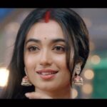 Neeharika Roy Instagram – Posted @withregram • @zeetv Radha par laga Tulsi ki maut ka ilzaam, lekin kya iss mushkil waqt mein use milega Mohan ka saath? Jaanne ke liye dekhiye #ChunautiyonKaMahasaptah, #PyarKaPehlaNaamRadhaMohan mein, 17 July se, raat 8 baje, sirf #ZeeTV par aur kahin bhi kabhi bhi @zee5shows par.

#Promo #RadhaMohanKaNayaMod

@theneeharikaroyofficial
@shabirahluwalia
@sambhabana_mohanty
@swaragshah
@manishaapurohit
@poojakavaaa