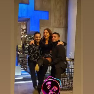 Nelly Karim Instagram - Thank you all for making my birthday so special love you all so much ❤️❤️❤️ @ingie_elmor @youssra @eladlgroup @reham_radwan @laila.salem.507 @asser_yassin @amrmansi @rowanabadry__ @dorra_zarrouk @menatallah_hanafy @ghorabhisham @hassanabouelrouss
