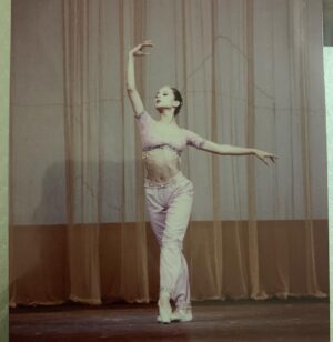 Nelly Karim Instagram - International ballet competition in Moscow I love ballet ❤️#nellykarim #ballet #art