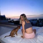 Nerea Rodríguez Instagram - Más atardeceres así Roncito 🦊 Ibiza, Spain