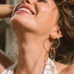 Neslihan Atagül Instagram - Durun! Biraz güleceğim 🤭
