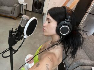 Nessa Barrett Instagram - and just like that, albums finished🧟‍♀️🎀