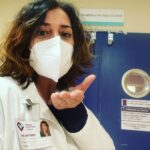 Neus Sanz Instagram - Mi lugar en el mundo♥️ . Besos de corazón para todos los pacientes, familiares, personal sanitario y para todos vosotros que camináis conmigo cada día♥️ . Lugares donde solo deberían caber las caricias y las risas… . #escuchayacompañamiento @hospital.beata @hermanashospitalarias #graciasvida #seanfelices #neussanz #assaiassai
