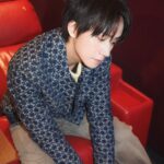 Ng Siu-Hin Instagram - 同一班喜歡嘅演員合作，好幸福❤️ Viu原創劇《轉角浣紗街》 11月24日起逢星期五、六中午12時上線 @viuhongkong #轉角浣紗街 #ViuOriginal Hair: @lupus_c_hair Makeup: @bonbon.makeup Outfit: @sandroparis @purplepr