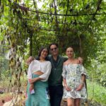 Nia Dinata Instagram - Welcoming July in gratittude✨ Setengah dari tahun 2023 sudah kita lalui, semua turun naik kehidupan disyukuri🙏🏼 Terutama ketika bisa kumpul di kebun sayuran @budidaya.jkt di belakang rumah kami bersama teman sejak SMA, @gladys_suwandhi @iamiwanbagus belajar ngulek sambel karena memang dari dulu aku nggak pernah bisa, ya udah terima aja. Senang lihat evolusi teman teman ku ini, sepantaran ya kita umur 53, tapi tetap ‘grow with the flow’. Yang mau nonton video full ada di Youtube channelnya Gladys💃🏻pokoknya masak di kebun sayur, ujan ujanan, no filter, only natural light..tp pas aja sisa sisa cahaya matahari habis ujan ternyata lumayan mencerahkan kulit oma oma dan satu opa ini😃 yang mau makan farm to table, beli hasil panen, tinggal ke IG @budidaya.jkt ya, berkenalan dengan alam🙏🏼 #celebratingfriendship #backtonature #farmtotable