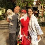 Nia Dinata Instagram – Christmast at the Temple..with Javanese Santa❤️💚 and Quarantini is a bit affraid of mbah Santa🙏🏼🌲sending love from Jogja to all over😇🙏🏼 #christmas2023 #loveandlight #mbahsanta #niamaste Candi Tirto Raharjo