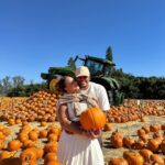 Nia Sioux Instagram - belated pumpkin patch pics 🤎 Underwood Family Farms