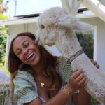 Nia Sioux Instagram - best birthday ever🥰🦙