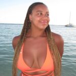 Nia Sioux Instagram - My mom and I did a GRWM during our vacay and it’s finally up on my YouTube. Comment “🧡” after you watch it! Guadeloupe, Carribean