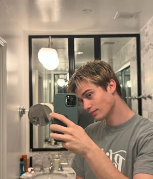 Nicholas Galitzine Instagram - For old times sake ;)