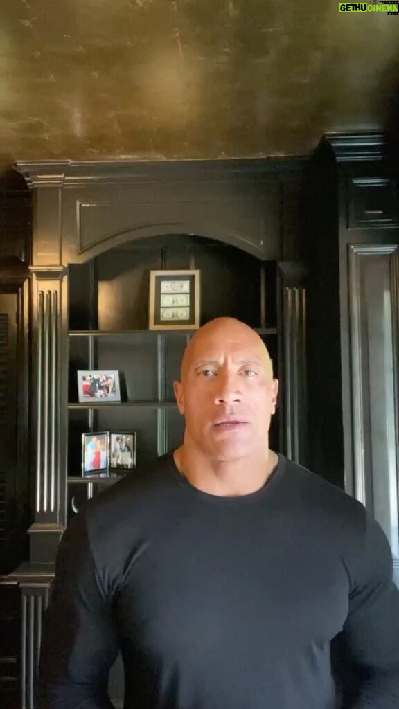 Nicholle Tom Instagram - What a solid beautiful rock. What a man. My new idol. @therock repost.