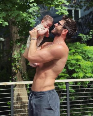 Nick Bateman Instagram - Theo 🧸