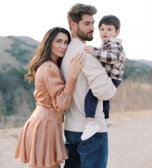 Nick Bateman Instagram - Back to Canada in 3 weeks for this family 🇨🇦