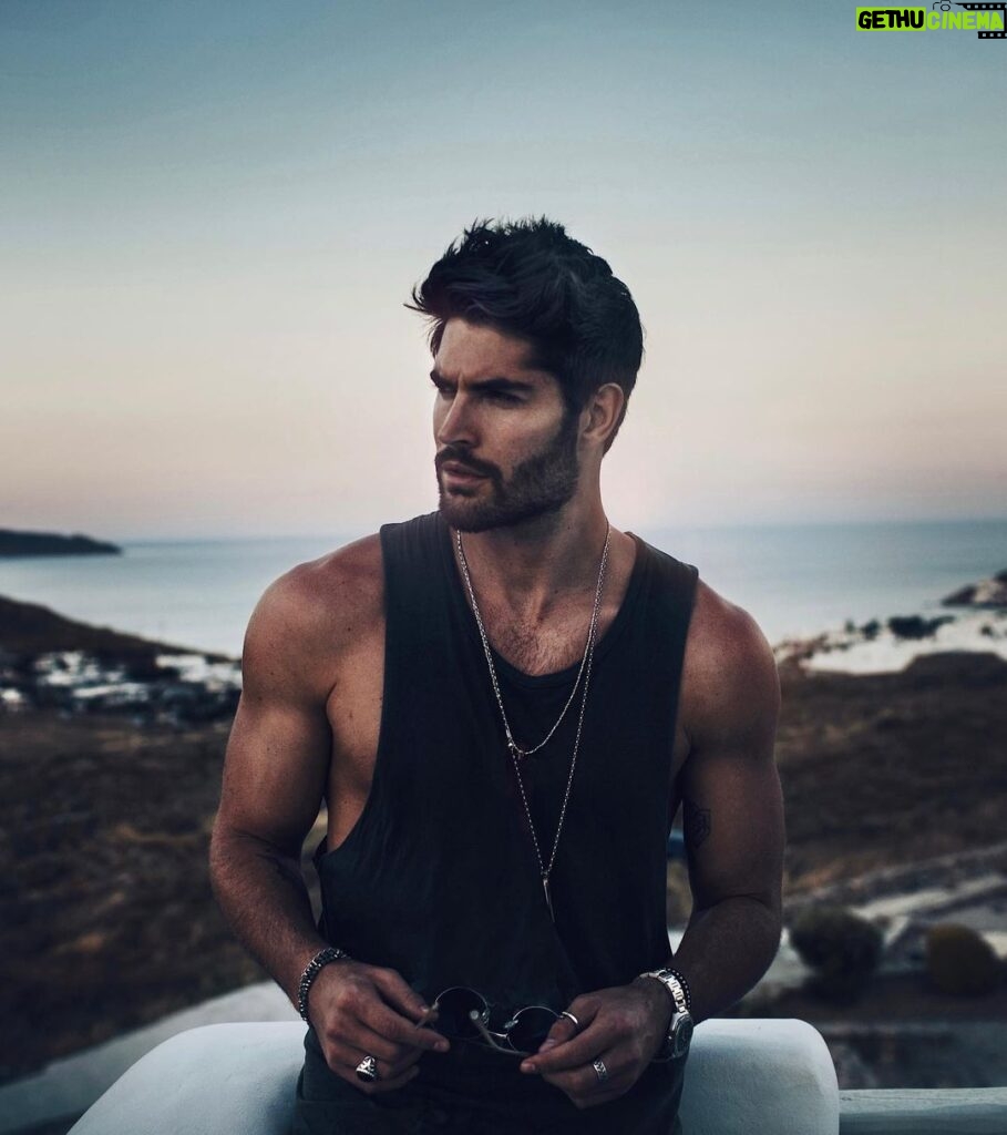 Nick Bateman Instagram - 📸 by @tonimahfud