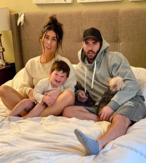 Nick Bateman Instagram - Toddlers have too much energy 😂