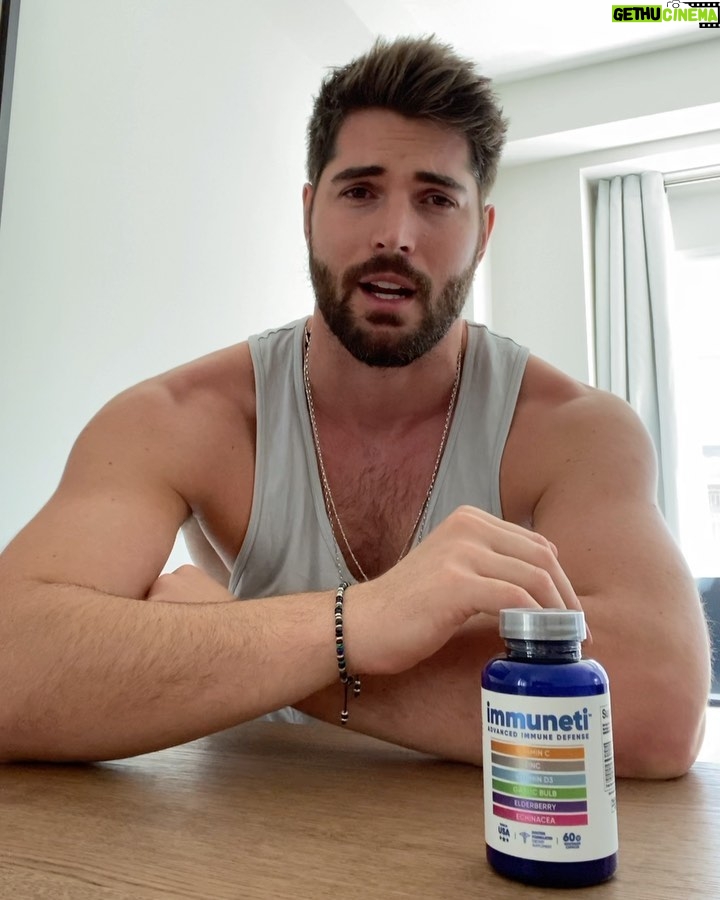 Nick Bateman Instagram - FREE BOTTLE GIVEAWAY 🔥 There is a limited number of bottles, so grab one quickIy ⚡️ All you have to do is visit the LINK in my BIO to get your free IMMUNETI ✅ a daily 6-in-1 comprehensive support formula that combines 6 key ingredients to a healthy immune system. helps with weight management, skin health and heart health all In one bottle of @immunetihealth Toronto, Ontario