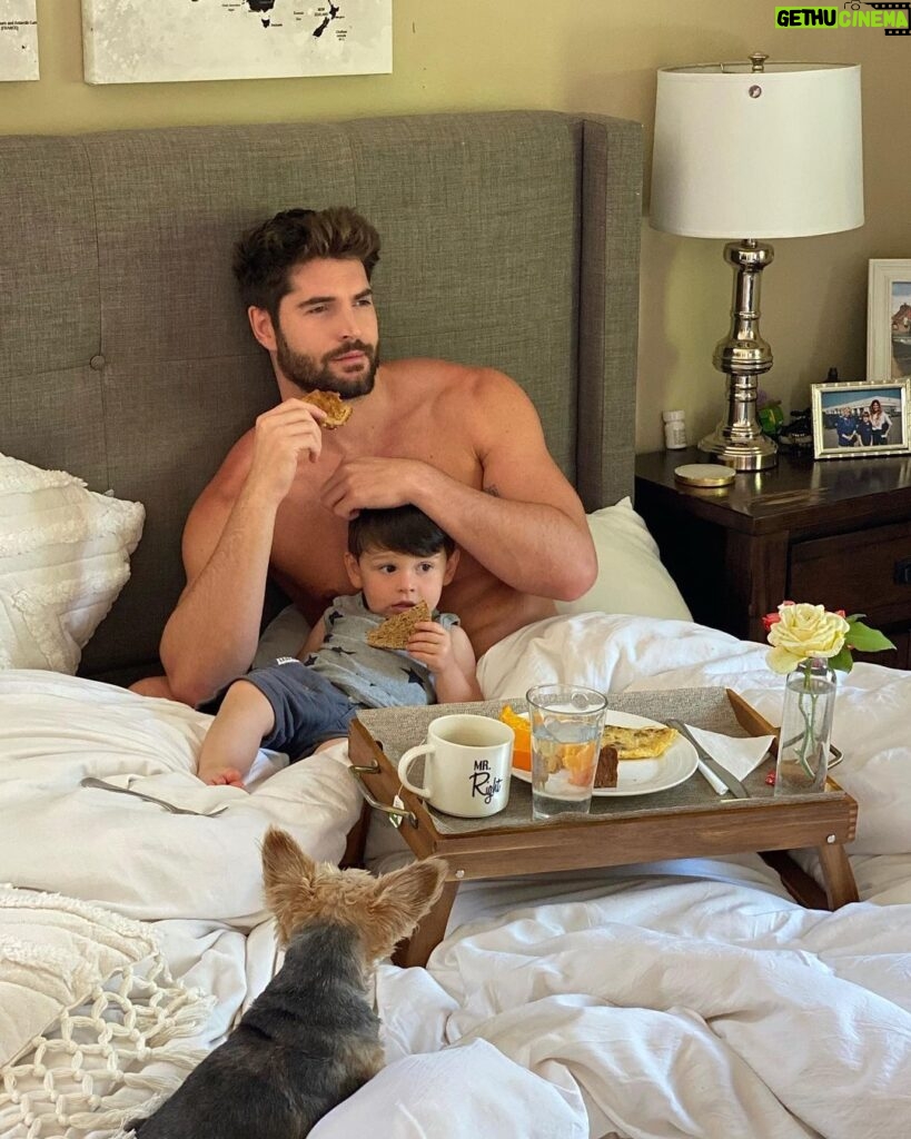 Nick Bateman Instagram - How a 21 month old made breakfast in bed for his old man ill never know... Happy Fathers Day to all the great dads out there 👊🏼 Los Angeles Mountains