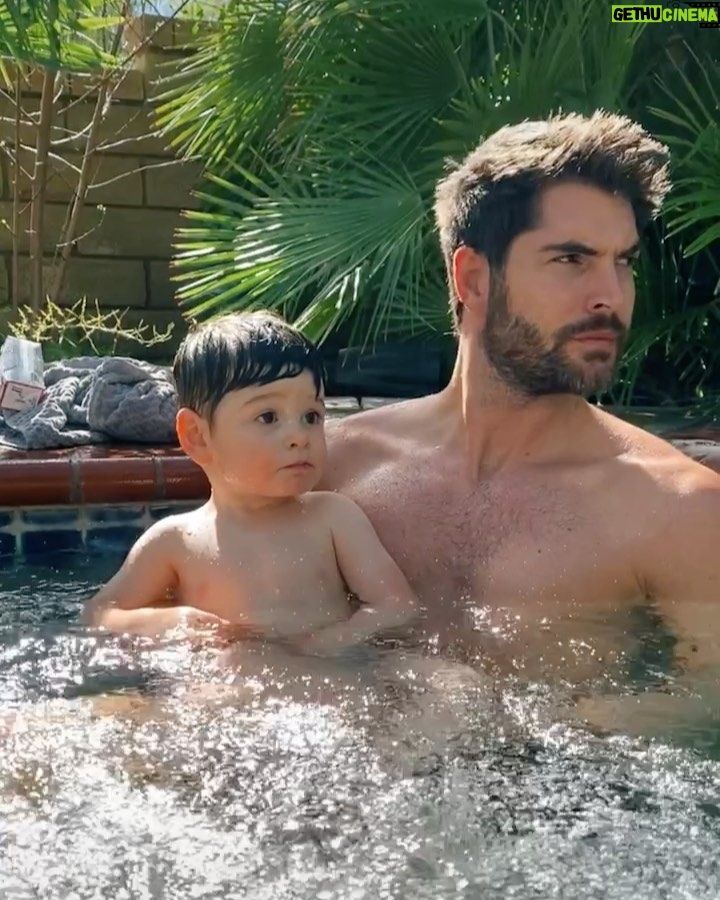 Nick Bateman Instagram - Just here waiting for Quarantine to be over ⏳ 😛 Los Angeles, California