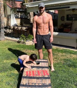 Nick Bateman Instagram - Champs 🤓🥸