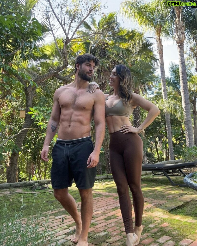 Nick Bateman Instagram - My jungle mama Los Angeles, California