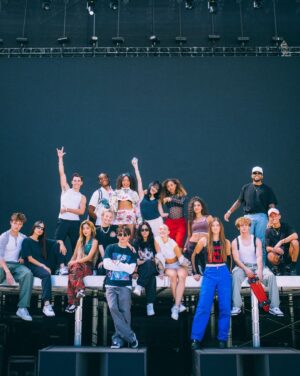 Nicky Andersen Instagram - 🇧🇷Tonight the first stadium tour I’ve ever show directed & choreographed on is happening 💙 Love you @nowunited - this is your moment to show the world how incredible you all are.

Super grateful for you help @michelpsian & huge S/O to @kylehanagami for the numbers you’ve choreographed as well💫

Amazing light designs by @dmotionvisuals 🏟

📸 @mateusaguiar