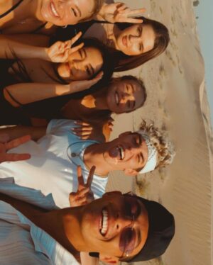 Nicky Andersen Instagram - THEY are Golden <3 @nowunited