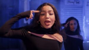 Nicky Andersen Instagram - I can’t thank @nowunited & Simon Fuller enough for giving me a platform to express my love for choreography & movement💙 The effort,  time, details & energy we put into each dance is beyond what you believe - I’m just grateful to be able to work with such an inspiring group and behind the scenes team. 
#Choreographer @msaagency #nickyandersenchoreography